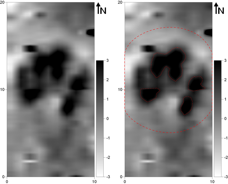 Obraz wynikowy pomiarów magnetometrycznych kurhanu nr 142 na stanowisku Daszawa (gradientometr Bartington Fluxgate Grad 601-1; poligon pomiarowy: 20 × 20 m, gęstość próbkowania na rozstaw transektów: 0,25 × 1,0 m, interpolowana do 0,25 × 0,5m; realne wartości pola magnetycznego skompresowane w skali szarości do zakresu -5 – +5nT) (po lewej). Obraz wynikowy pomiarów magnetometrycznych kurhanu nr 142 na stanowisku Daszawa z zaznaczonymi anomaliami opisywanymi w tekście (po prawej)